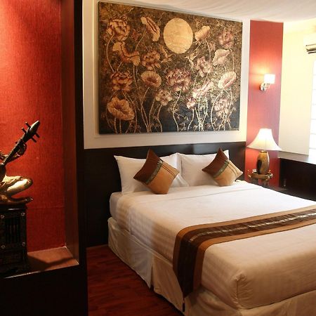 Mirth Sathorn Hotel Bangkok Eksteriør billede