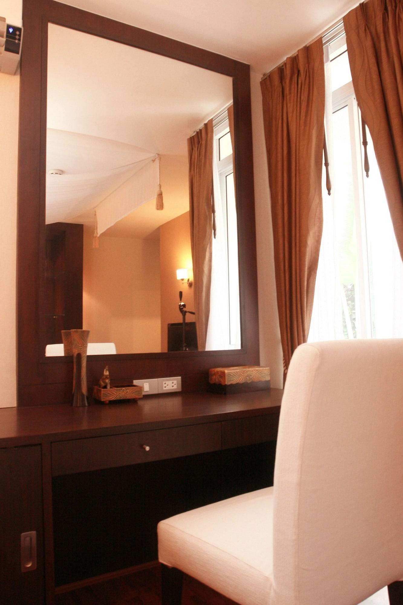 Mirth Sathorn Hotel Bangkok Eksteriør billede