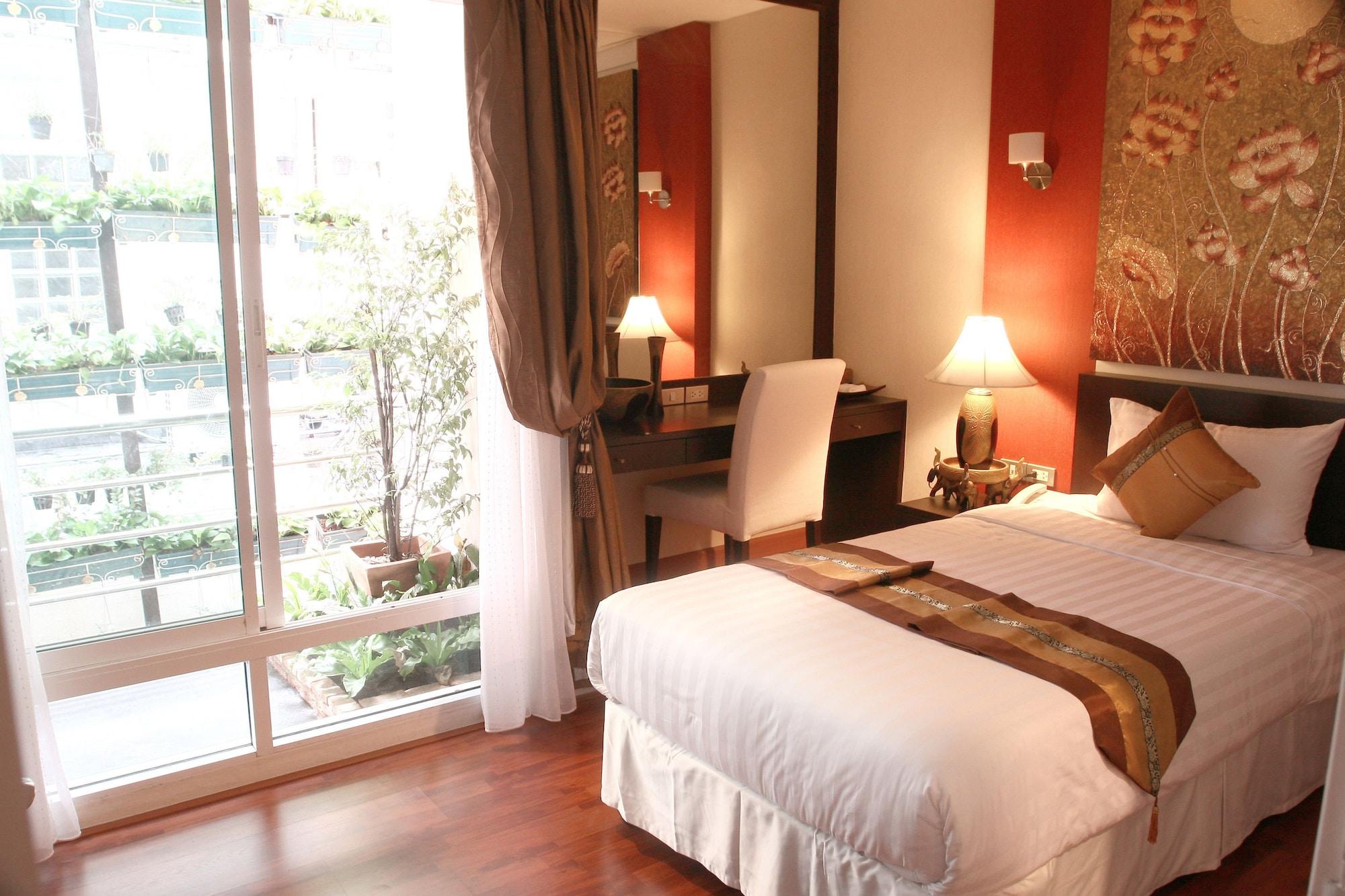 Mirth Sathorn Hotel Bangkok Eksteriør billede