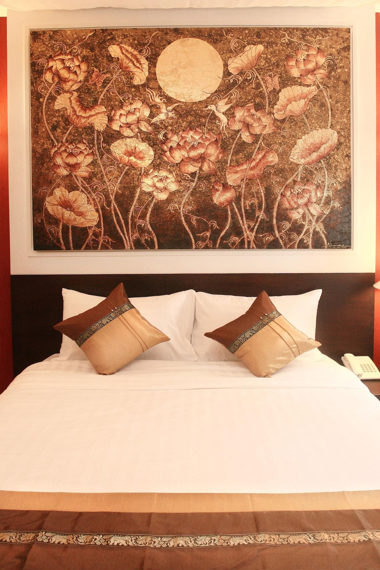 Mirth Sathorn Hotel Bangkok Eksteriør billede
