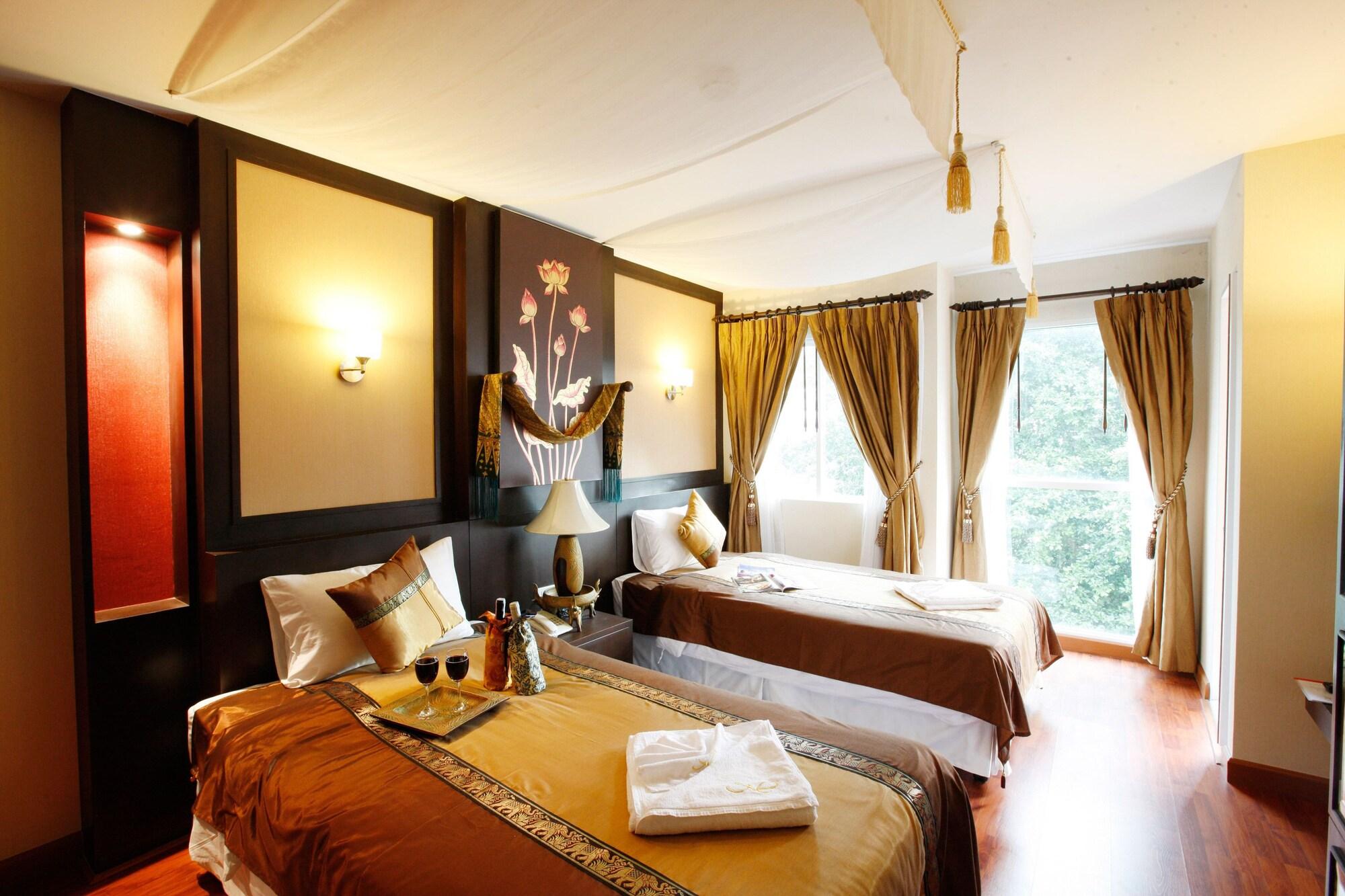 Mirth Sathorn Hotel Bangkok Eksteriør billede