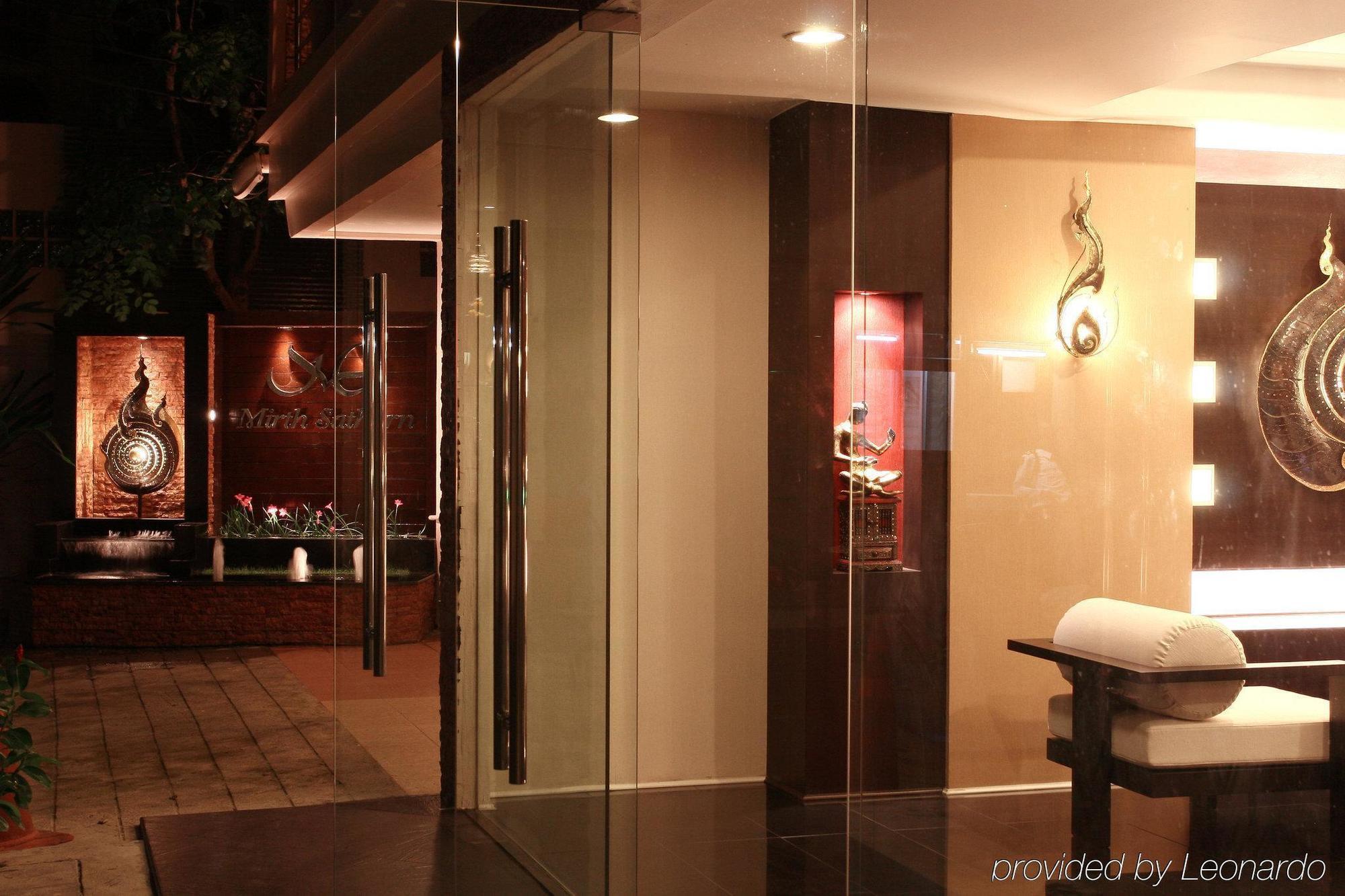 Mirth Sathorn Hotel Bangkok Eksteriør billede