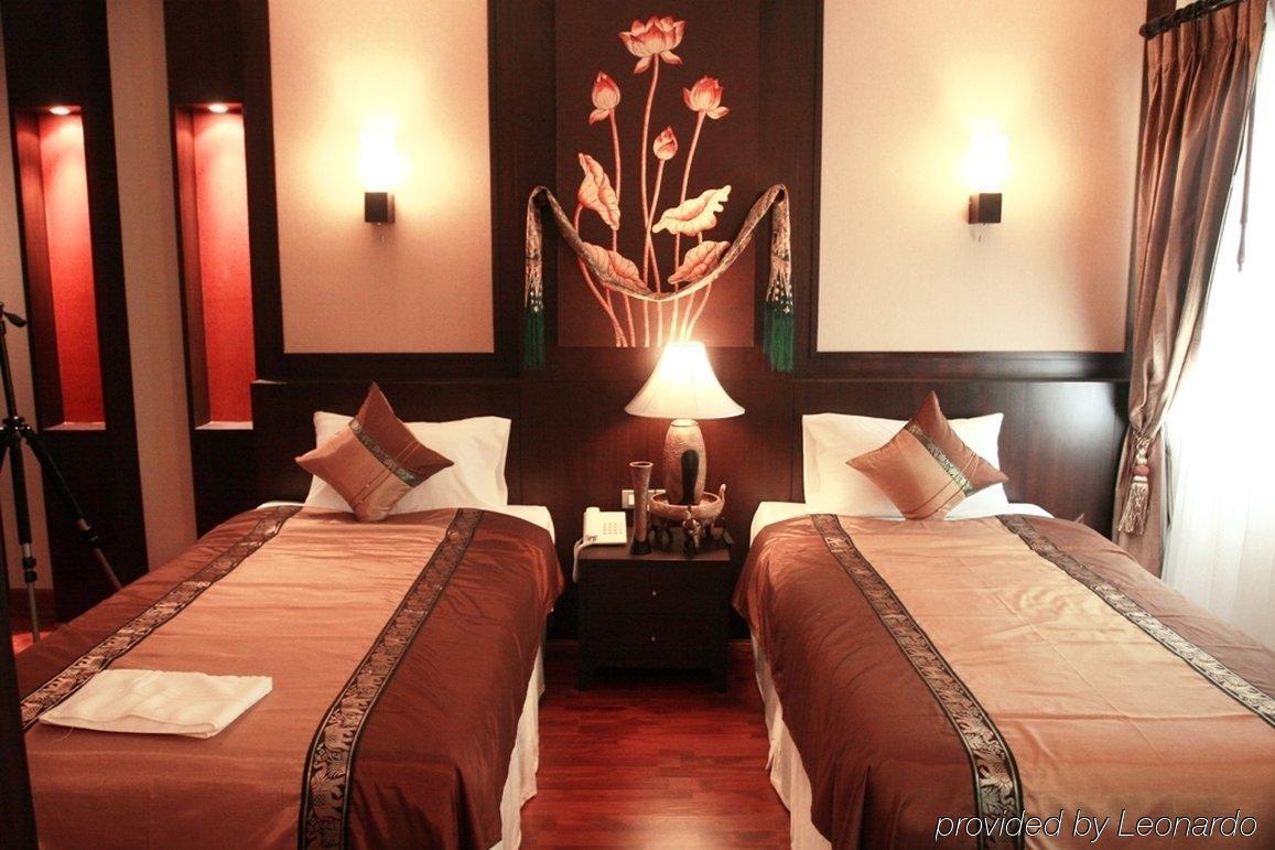 Mirth Sathorn Hotel Bangkok Eksteriør billede