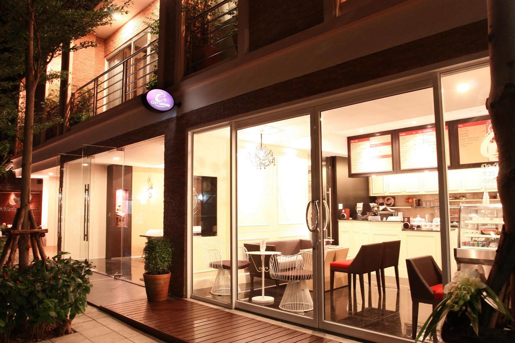Mirth Sathorn Hotel Bangkok Eksteriør billede